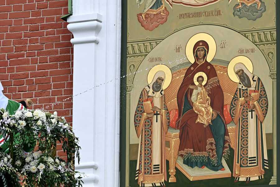 Рождество Пресвятой Богородицы 2024: дата, история, традиции, приметы, что нельзя делать в этот день