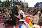 Группа One Direction во время презентации нового альбома Four. Флорида, США. 17&nbsp;ноября 2014&nbsp;года.
