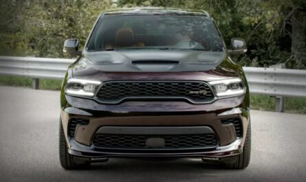 Dodge выпустил очередную прощальную спецсерию Durango с V8 HEMI