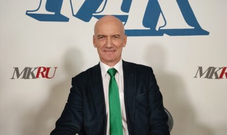 «Зарплаты растут, и сильно»: эксперты назвали причины зарплатной гонки в России
