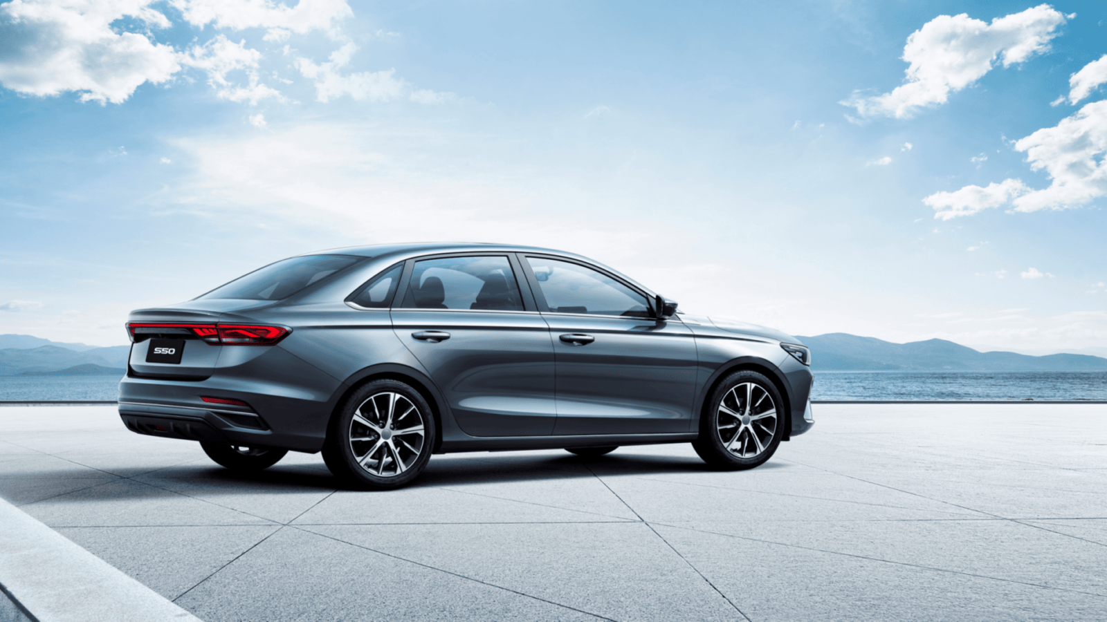 Седан Geely Emgrand превратился в белорусский Belgee S50 за 1,75 миллиона рублей1