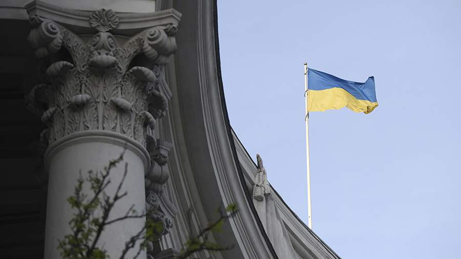 FT предрекла подписание Киевом в 2025 году мирного договора с отказом от территорий