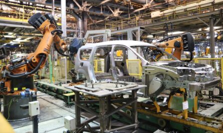 АвтоВАЗ пересмотрит производственный план на 2025 год
