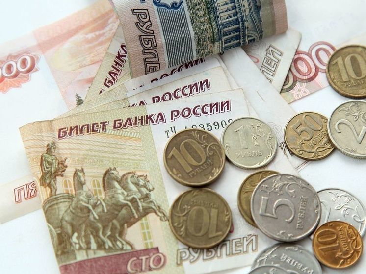 Экономист прокомментировал заявления о возможности заморозки вкладов россиян