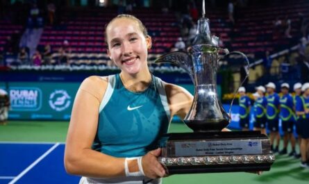 17-летняя Мирра Андреева стала самой молодой победительницей турнира WTA-1000