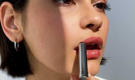 Недорогие аналоги помады Black Honey, Clinique: Catrice и Influence Beauty