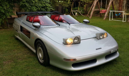 Редчайший родстер Italdesign Aztec c двумя рулями продают за 390 тысяч долларов