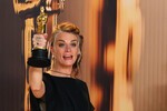 Продюсер Лиза Ремингтон с&nbsp;«Оскаром» за&nbsp;лучший документальный короткометражный фильм за&nbsp;«Единственная девушка в&nbsp;оркестре», Голливуд 2&nbsp;марта 2025&nbsp;года