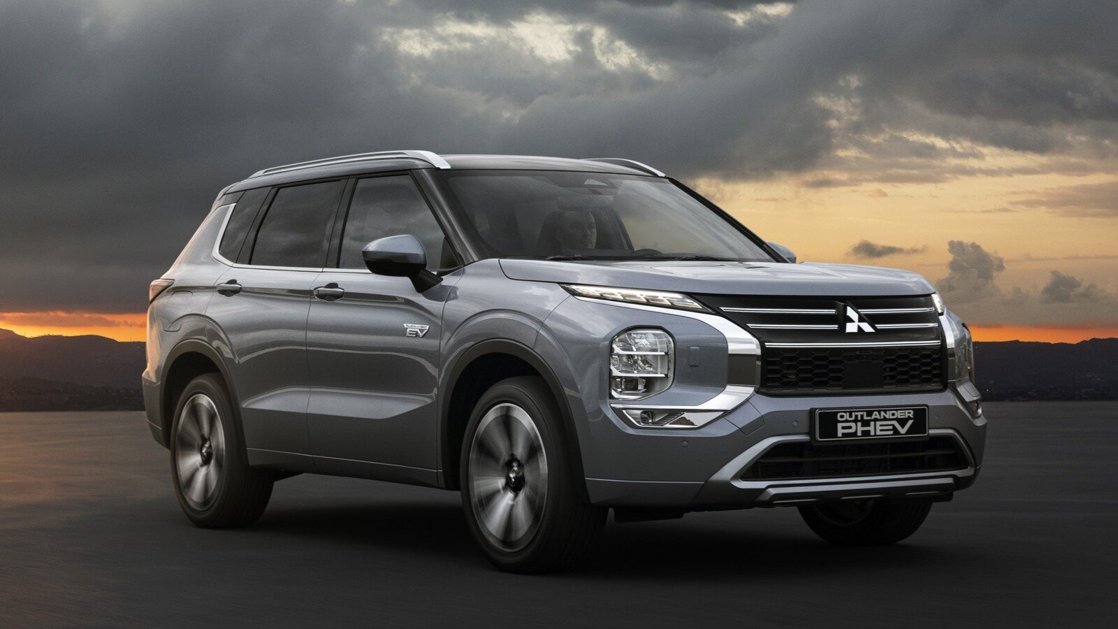 Следующий Mitsubishi Outlander перестанет использовать платформу Nissan0