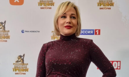 Татьяна Буланова разлучилась со своим молодым мужем: Держусь пока