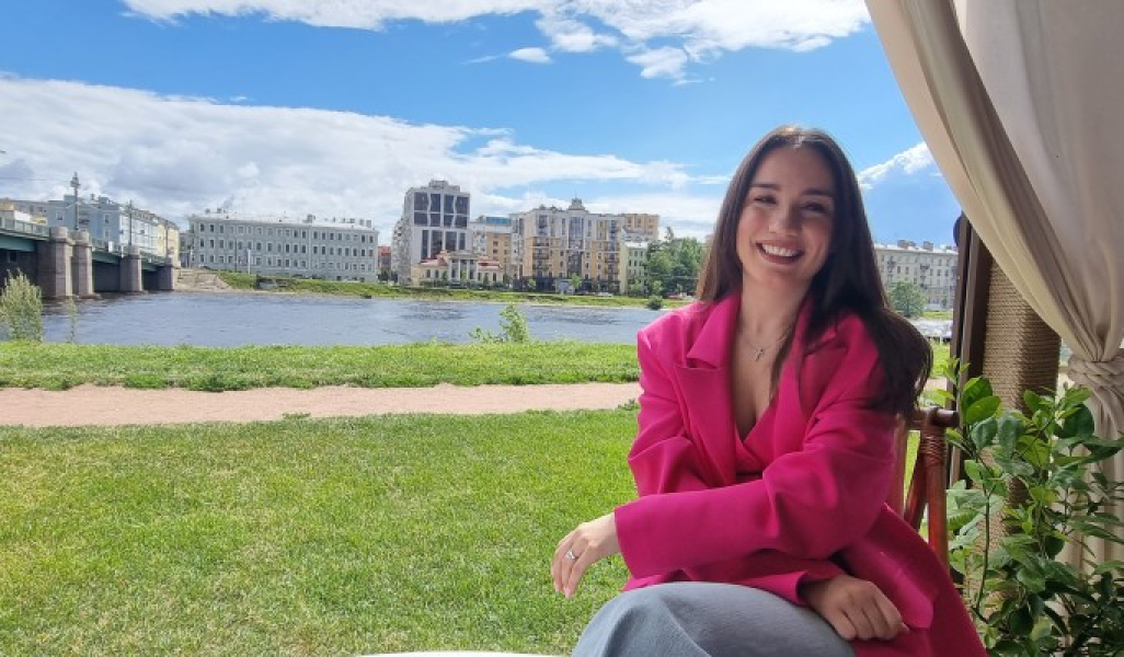 Виктория Дайнеко сделала откровенное признание о новоиспеченном муже: Ревную к его дочерям
