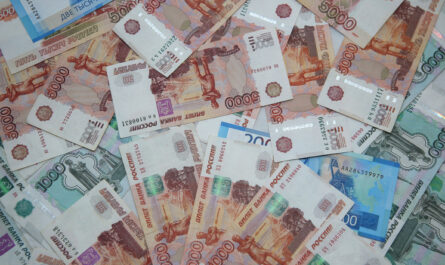 250 тысяч рублей в месяц: состоятельные россияне назвали сумму для «нормальной жизни»