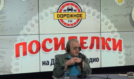 "Растолкал острыми локоточками": Юрий Антонов раскрыл тайну попадания Shaman на эстраду