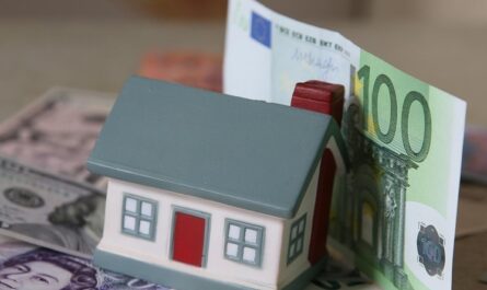 Эксперты прокомментировали решение Центробанка о снижении ключевой ставки до 16%
