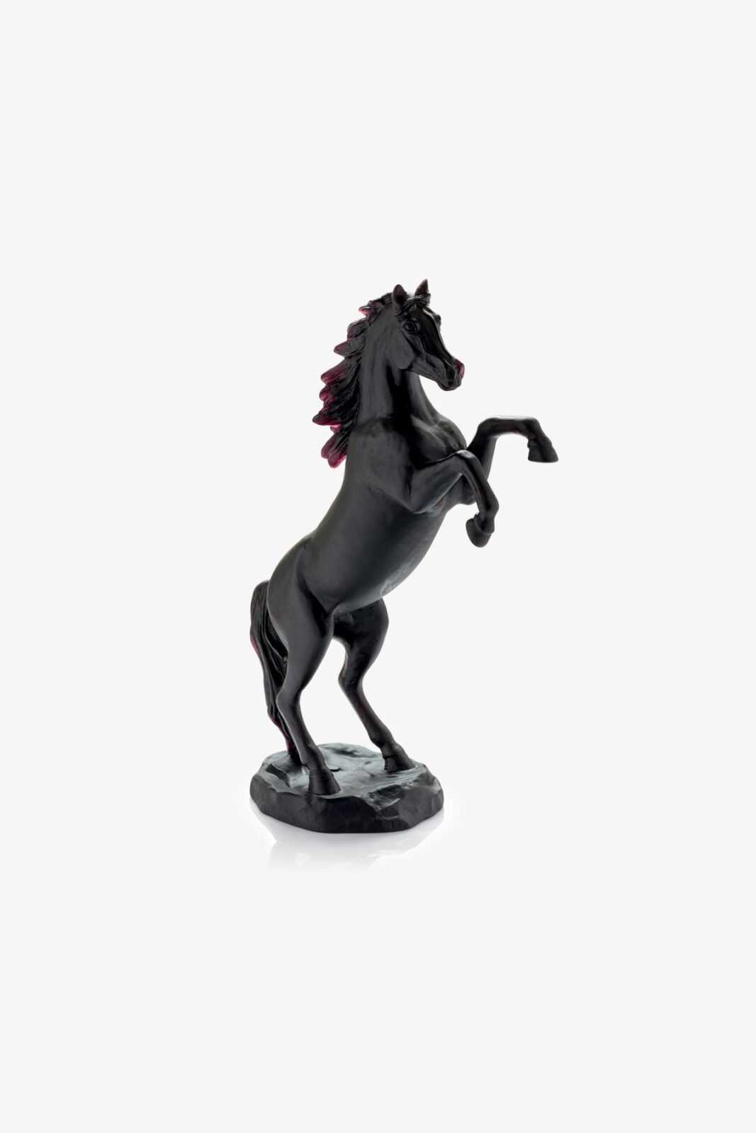 Скульптура Spirited Horse, Daum, 697 000 руб. (ЦУМ)