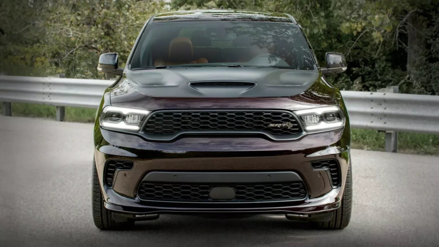 Dodge выпустил очередную прощальную спецсерию Durango с V8 HEMI0