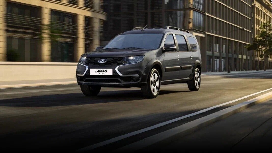 АвтоВАЗ запустил производство новых версий Lada Largus: известны цены1